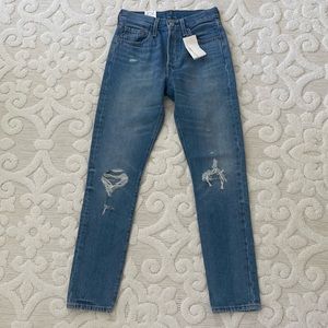 Women’s Levi’s 501 Skinny Jeans Size 25 NWT